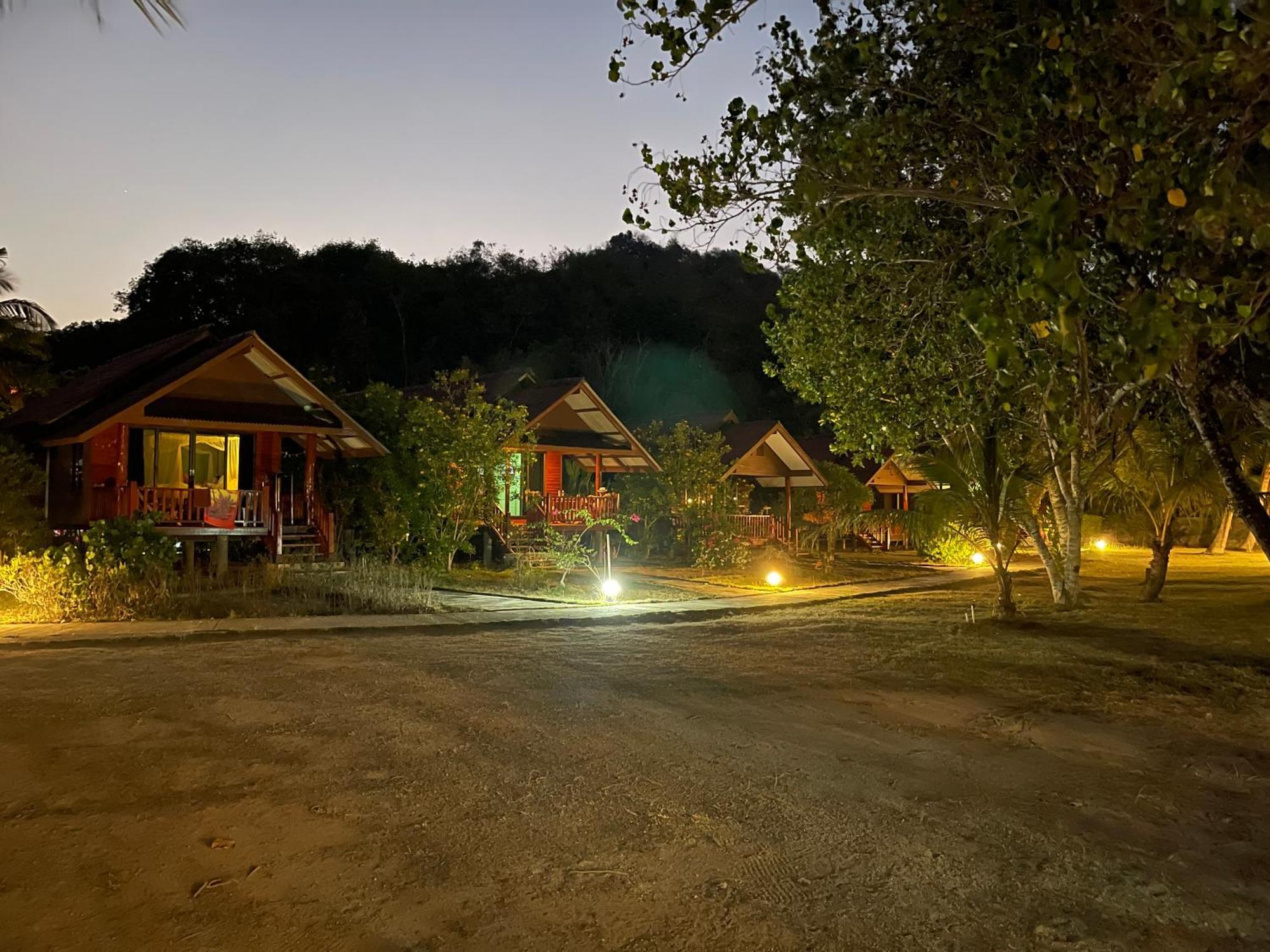 Koh Yao Seaview Bungalow 코야오노이 외부 사진